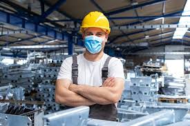 هل خدمات السلامة والصحة المهنية إلزامية في السعودية؟